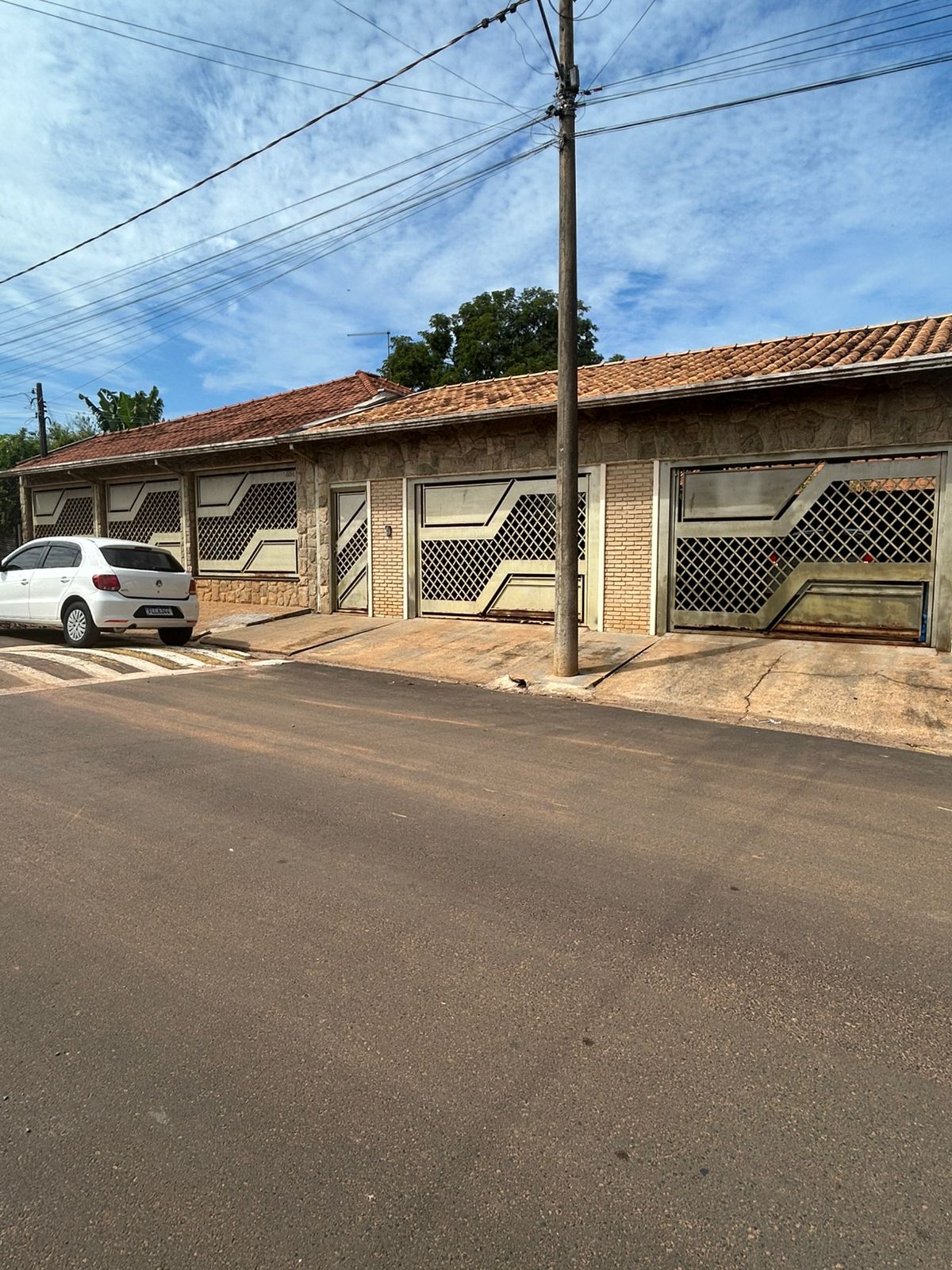 VENDO CASA NO JD MARIA TANURI