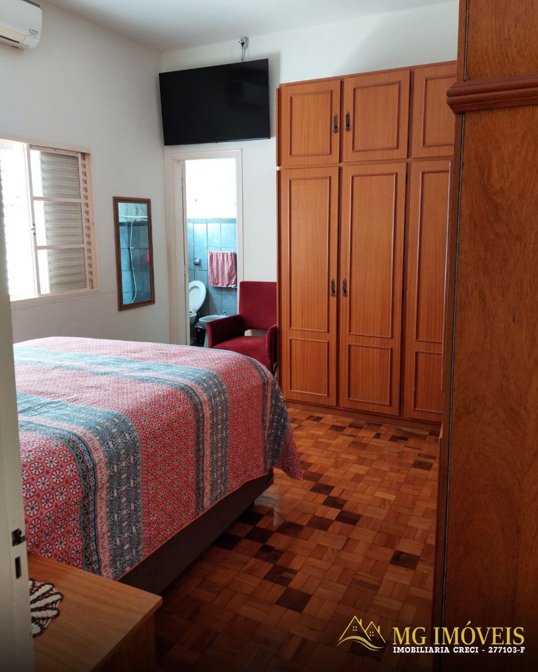 CASA C/ ÁREA GOURMET E PISCINA