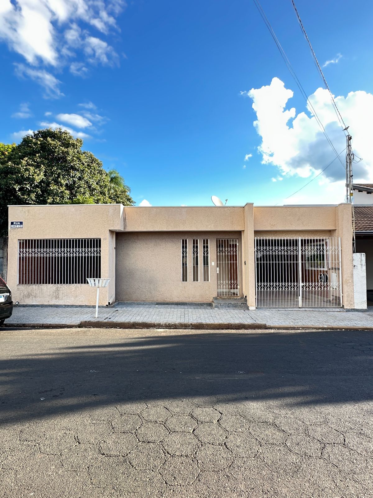 VENDO CASA NO CENTRO