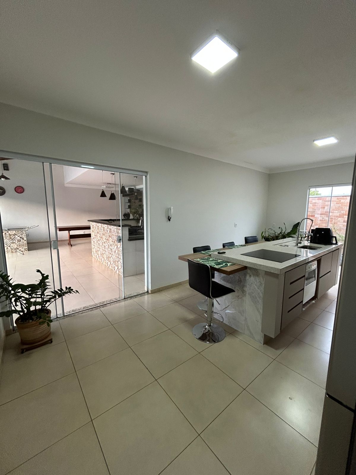 VENDO CASA NO CENTRO